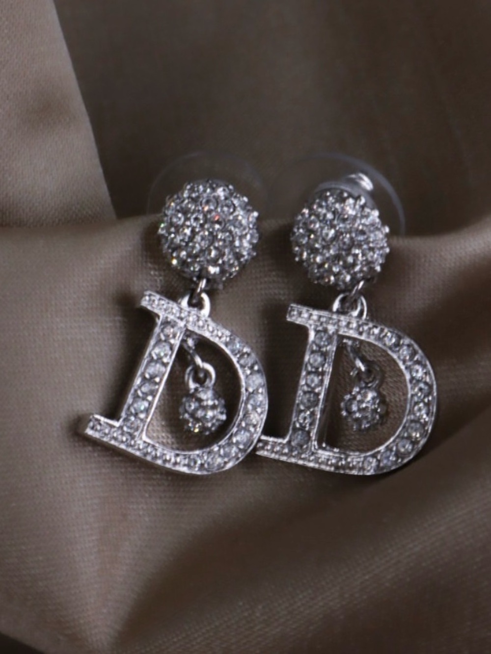 Dior Silver Crystal 'D' Drop Earrings 💫 - Picture 6 of 8